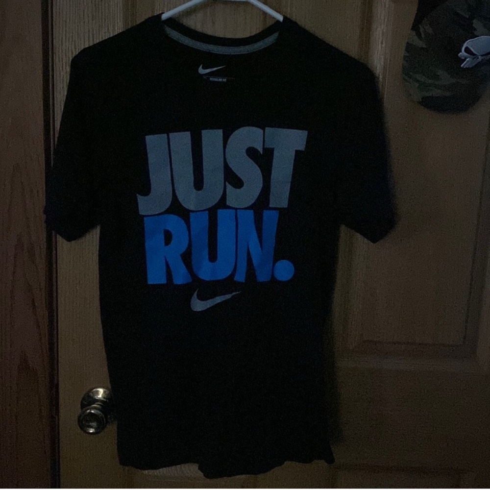 Nike Black Regular Fit T-Shirt